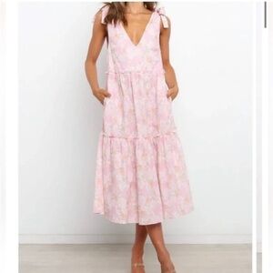 Petal‎ & Pup Eranda Pink Floral Dress NWT